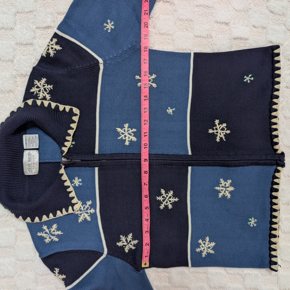 Snowflake Patchwork Patterned Cardigan - Picture 8 of 11
